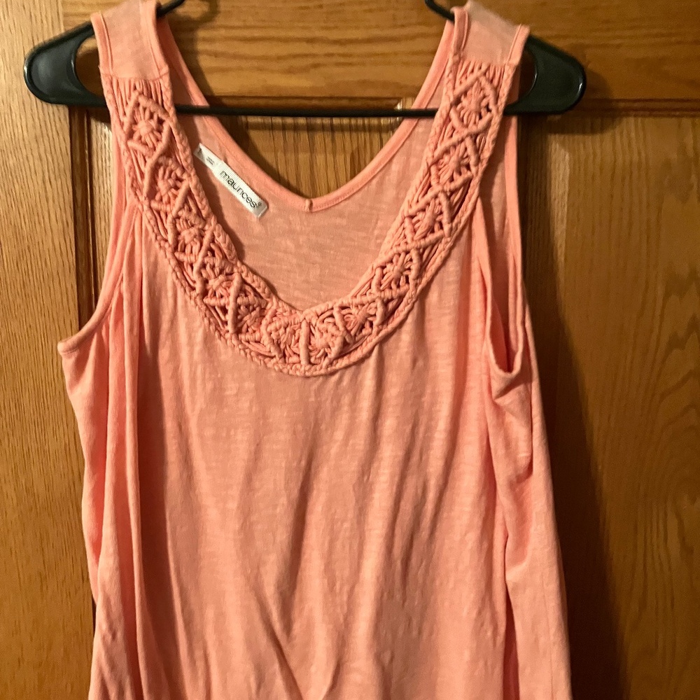 Ladies tank top
